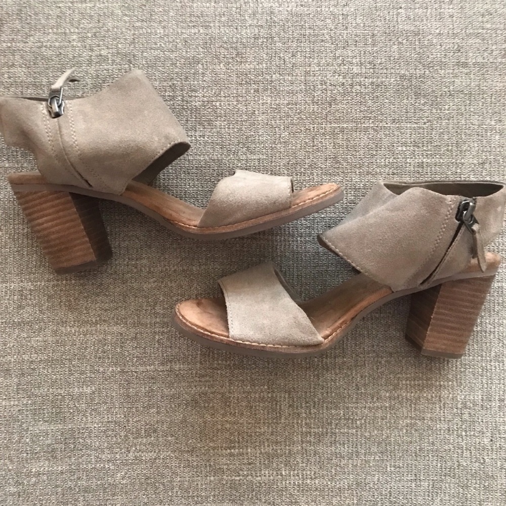 Tom’s Majorca Cutout Heel